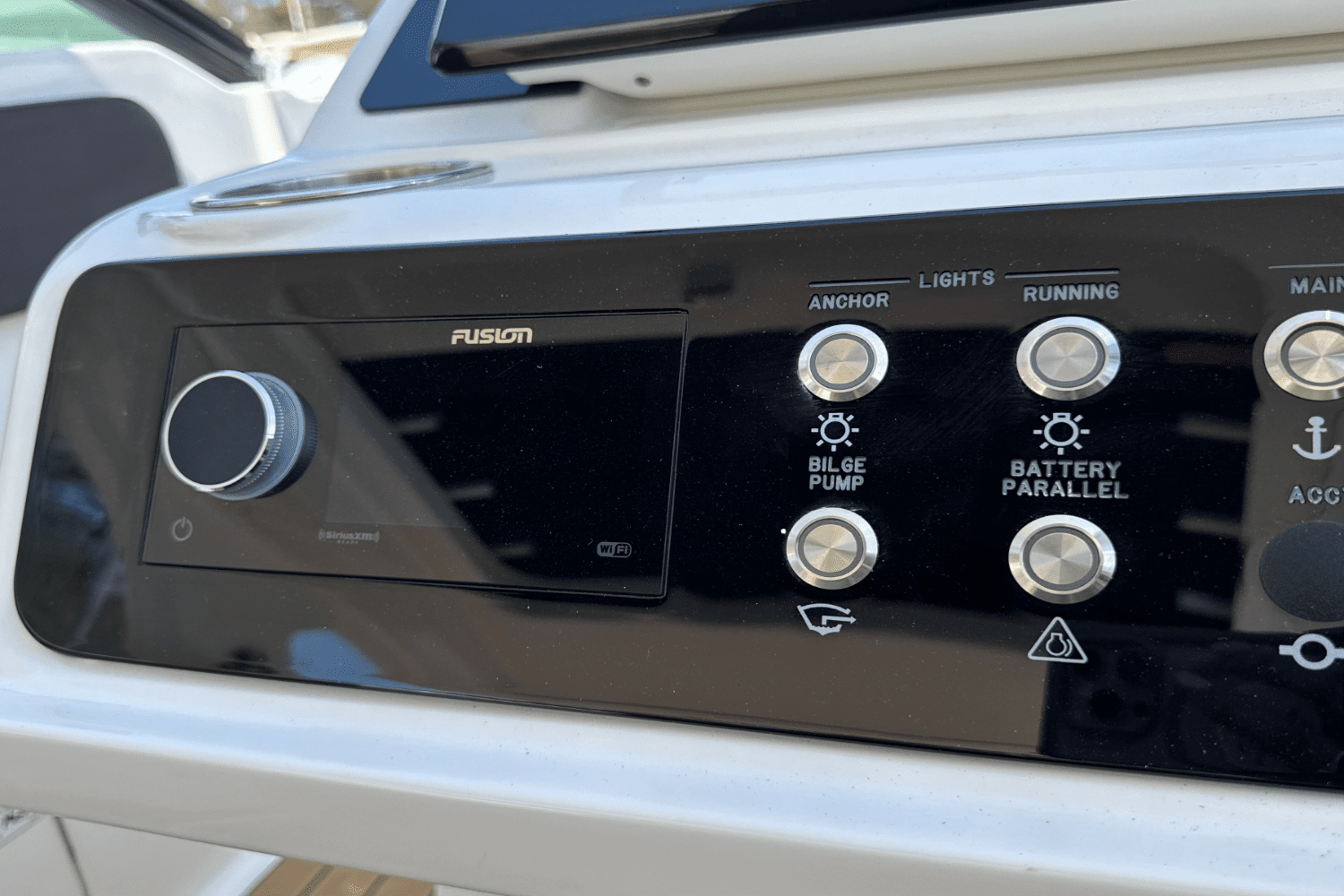 2025 Sea Ray SLX 310 Outboard Image Thumbnail #65