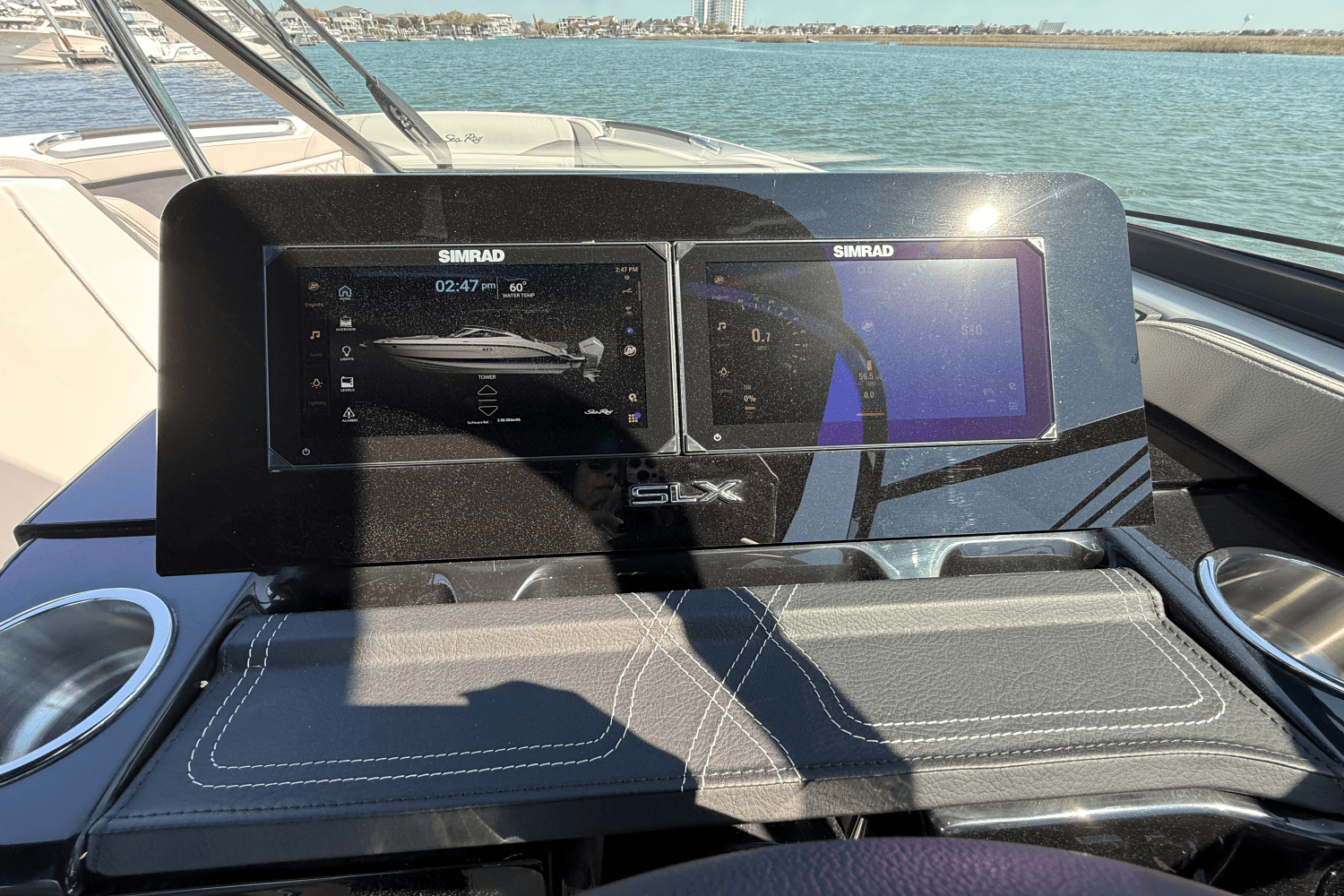 2025 Sea Ray SLX 260 Outboard Image Thumbnail #18