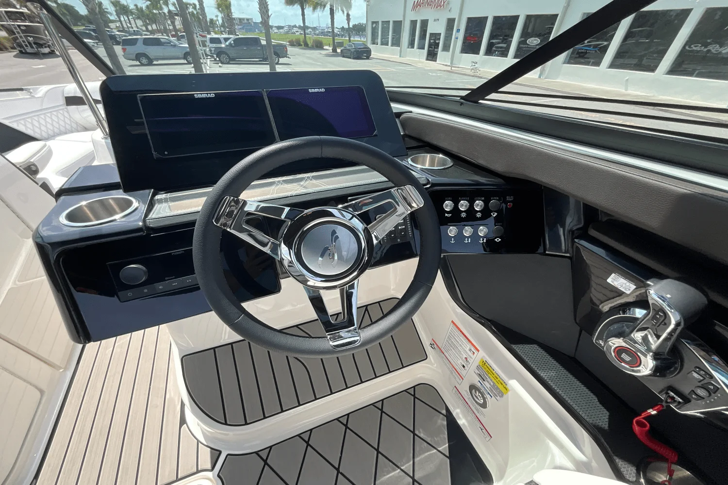 2025 Sea Ray SLX 260 Outboard Image Thumbnail #11