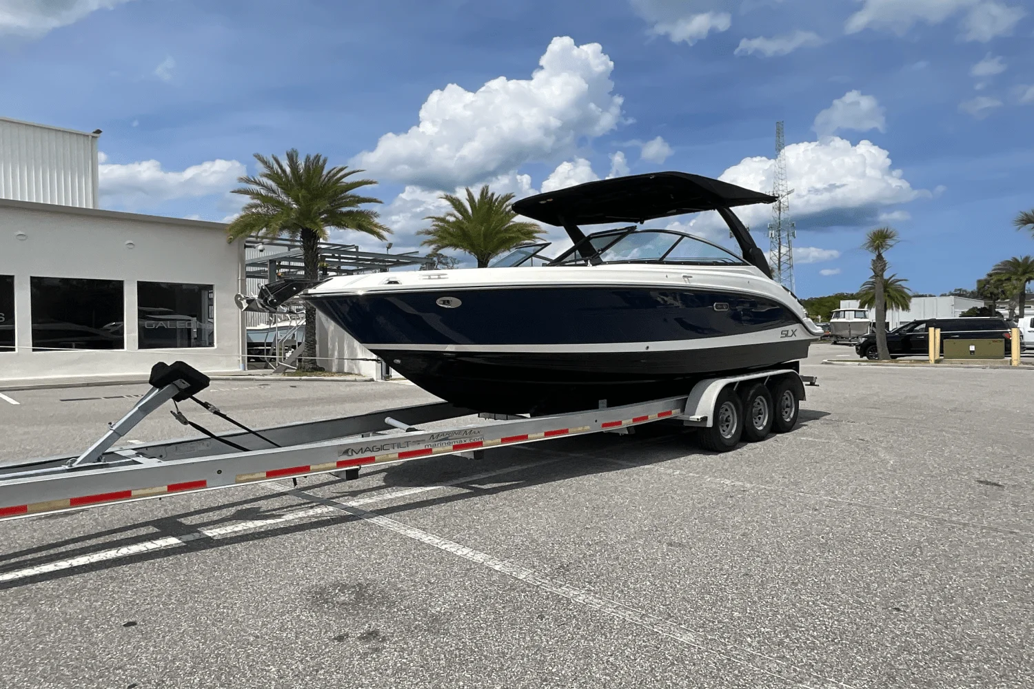 2025 Sea Ray SLX 260 Outboard Image Thumbnail #1