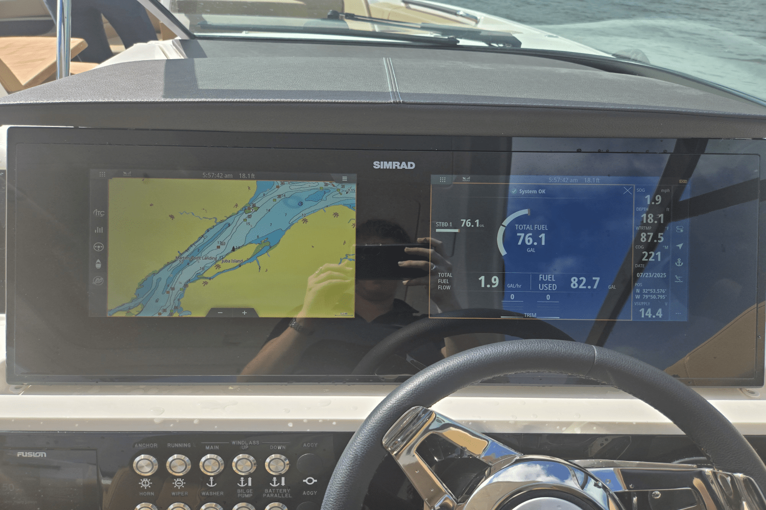 2025 Sea Ray SLX 350 Outboard Image Thumbnail #28