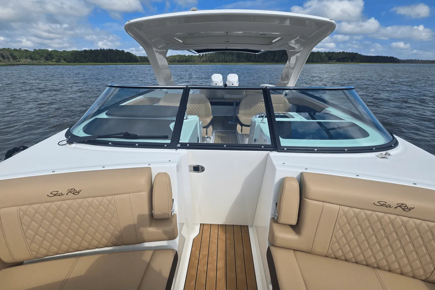 2025 Sea Ray SLX 350 Outboard Image Thumbnail #44
