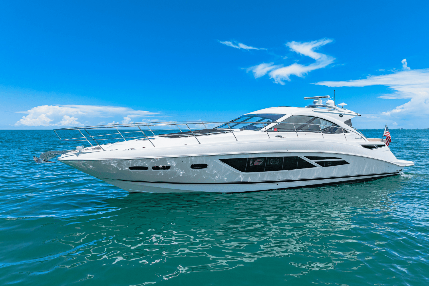 2017 Sea Ray 510 SUNDANCER Image Thumbnail #0