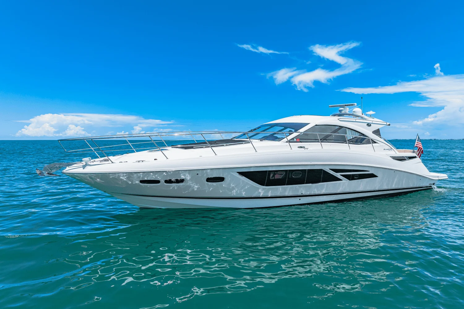 2017 Sea Ray 510 SUNDANCER Image Thumbnail #0