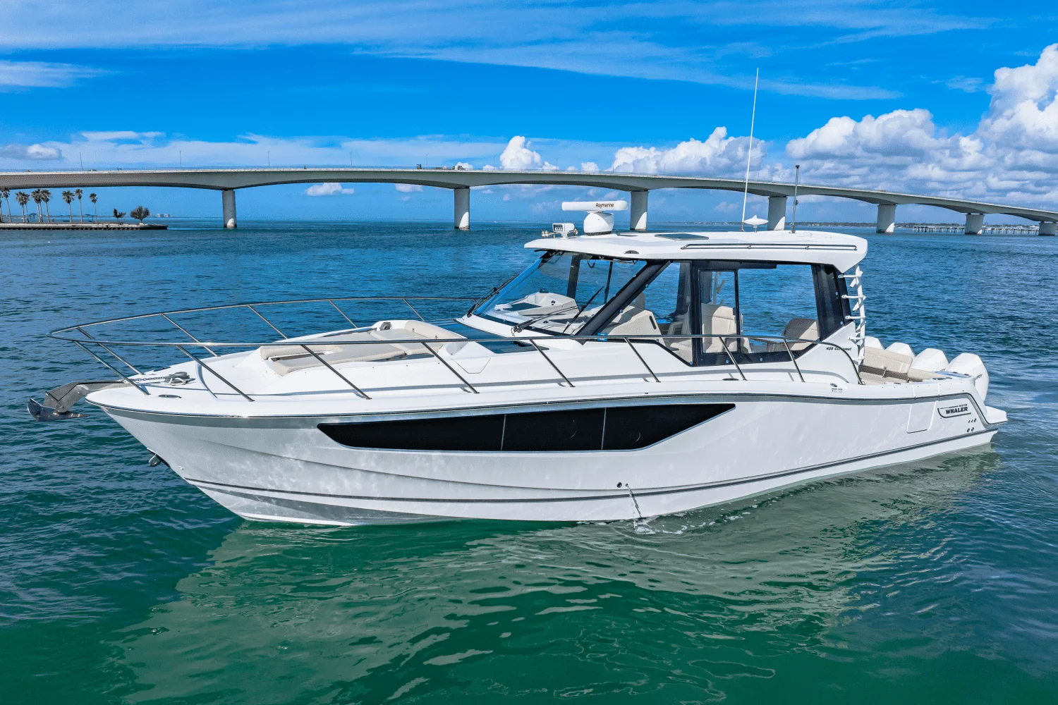 2022 Boston Whaler 405 CONQUEST Image Thumbnail #0