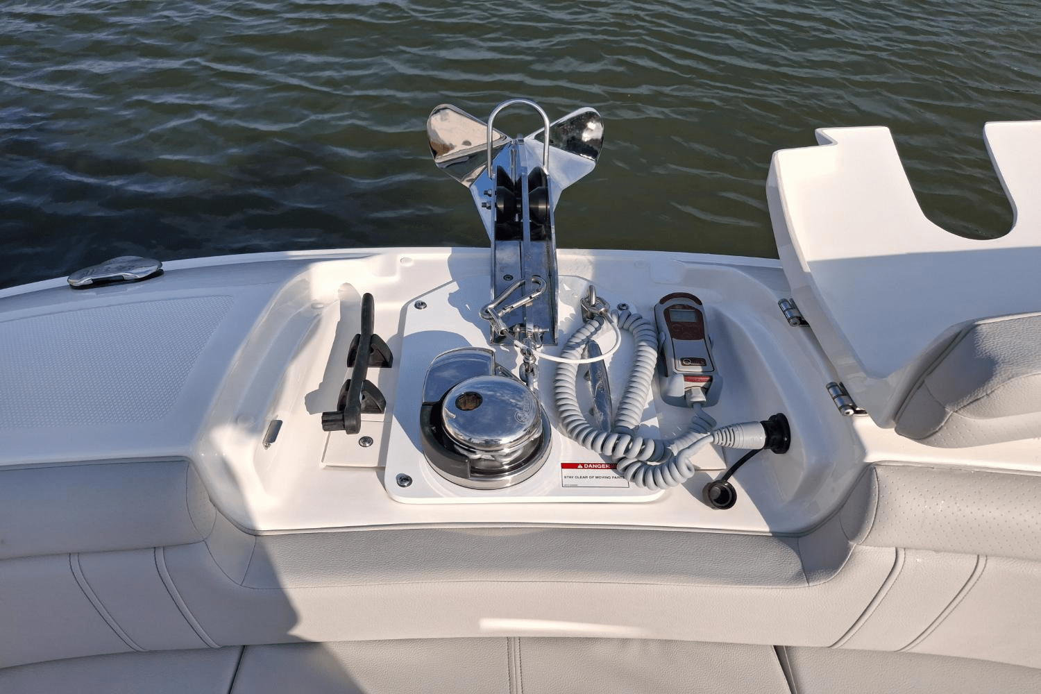 2025 Sea Ray SDX 290 Outboard Image Thumbnail #28