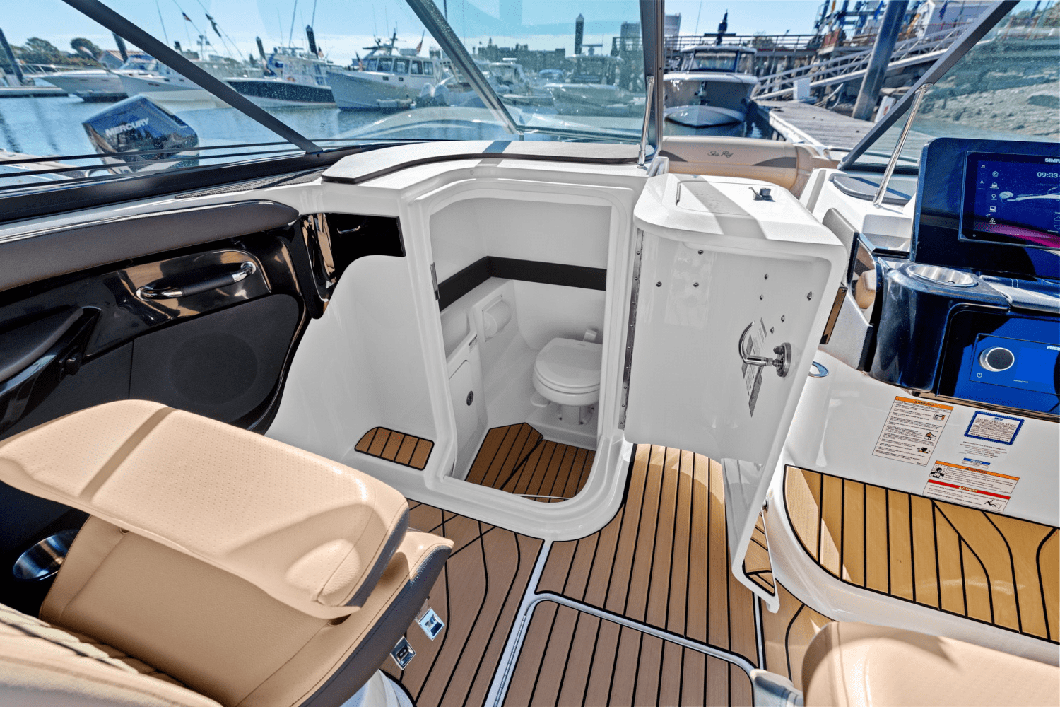 2025 Sea Ray SLX 280 Image Thumbnail #28