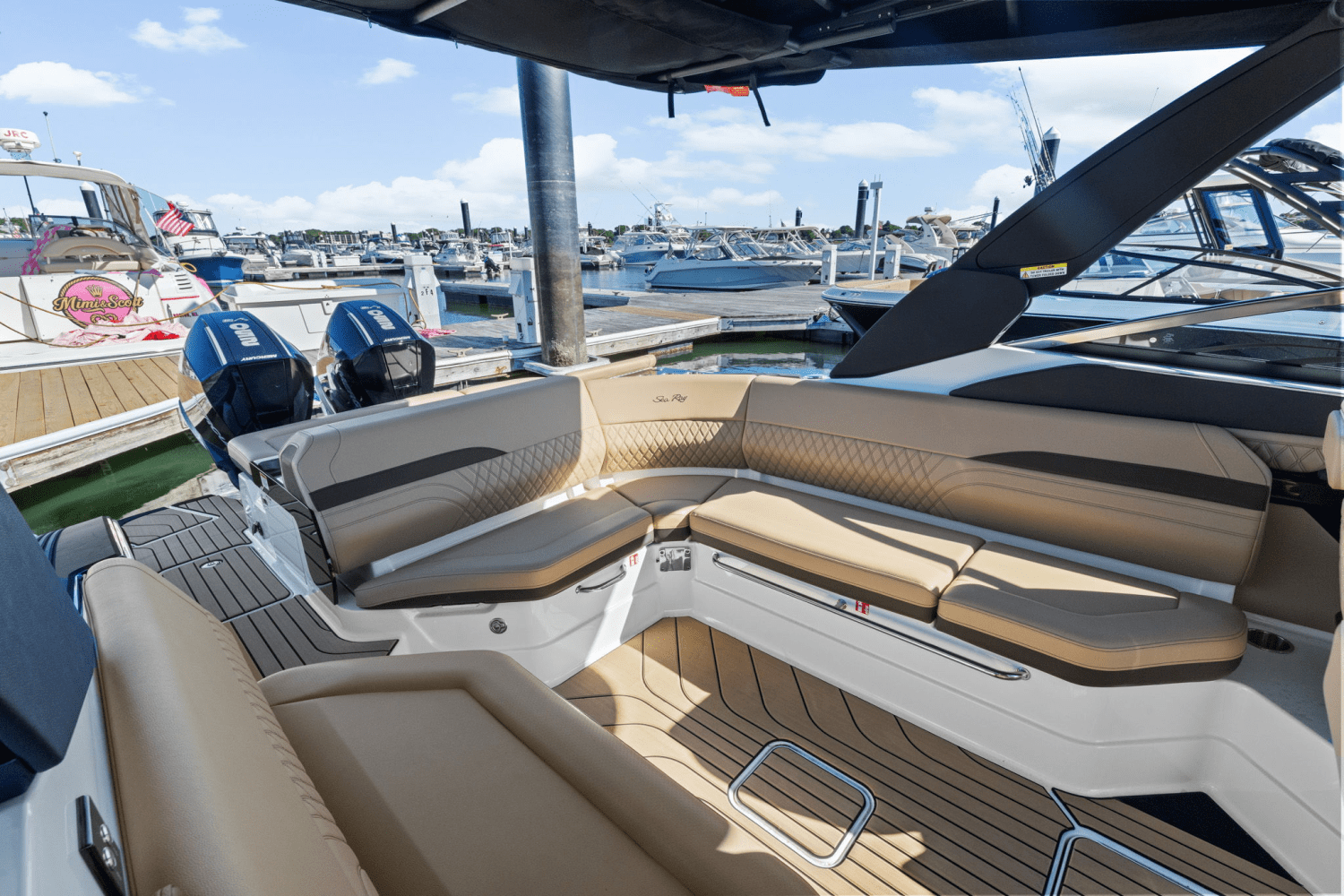 2025 Sea Ray SLX 280 Image Thumbnail #13