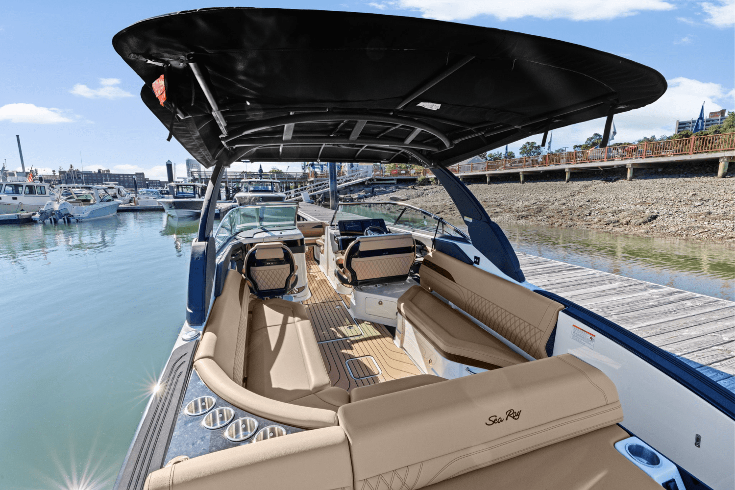 2025 Sea Ray SLX 280 Image Thumbnail #10