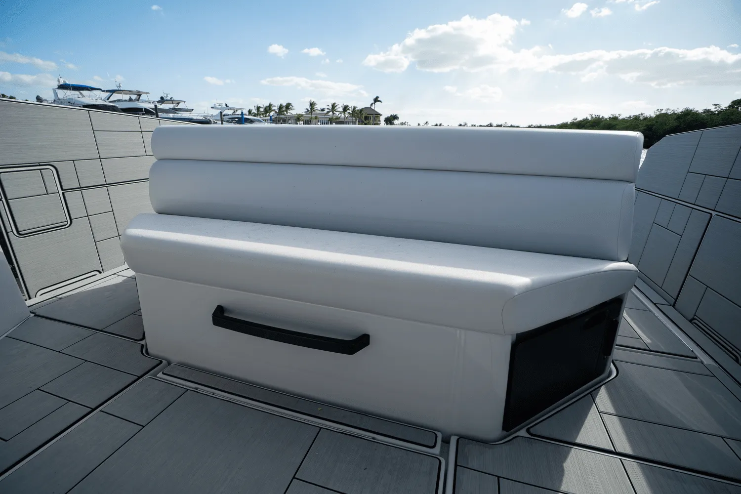 2022 Aviara AV40 OUTBOARD Image Thumbnail #8