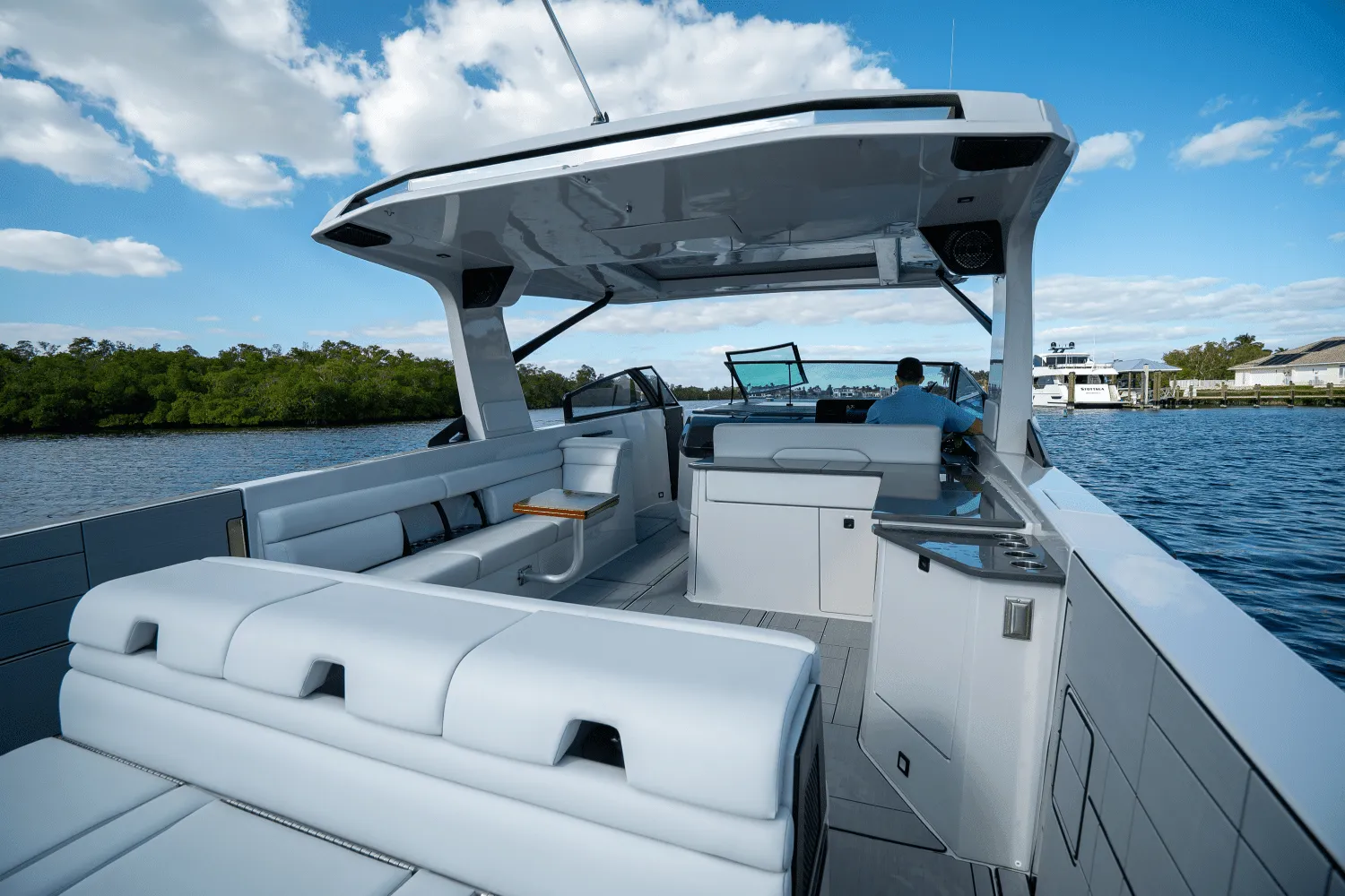 2022 Aviara AV40 OUTBOARD Image Thumbnail #7