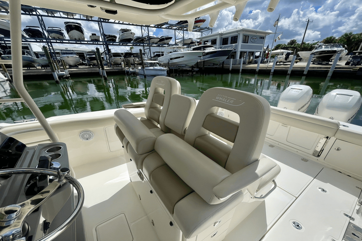 2016 Boston Whaler 330 OUTRAGE Image Thumbnail #24