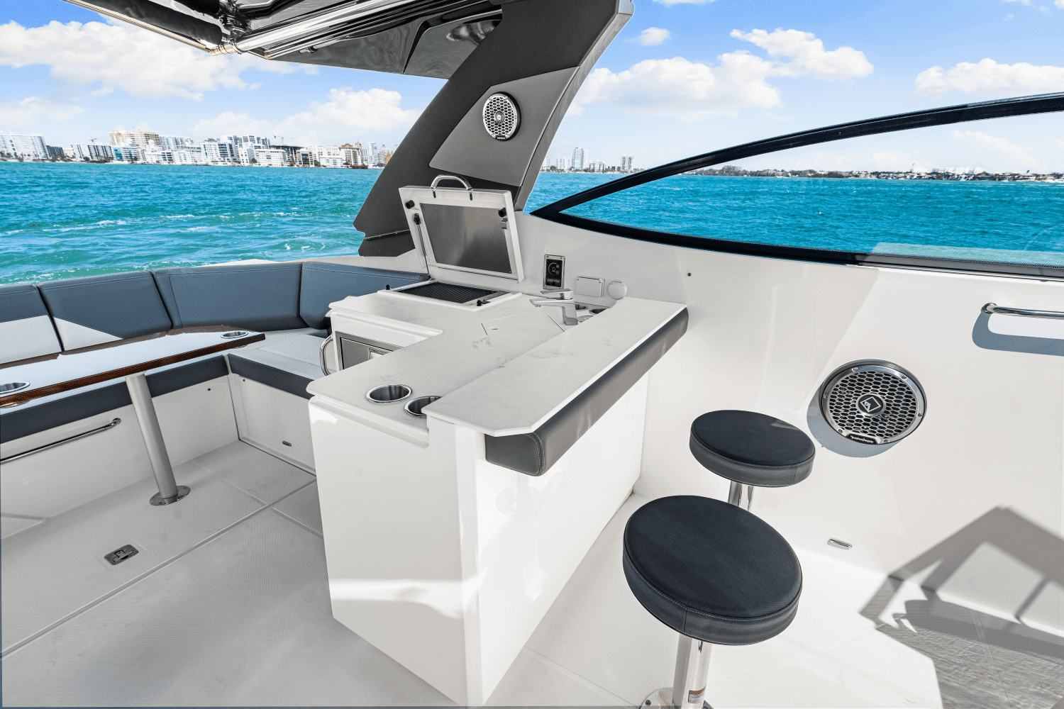 2024 Cruisers Yachts 38 GLS Outboard Image Thumbnail #23