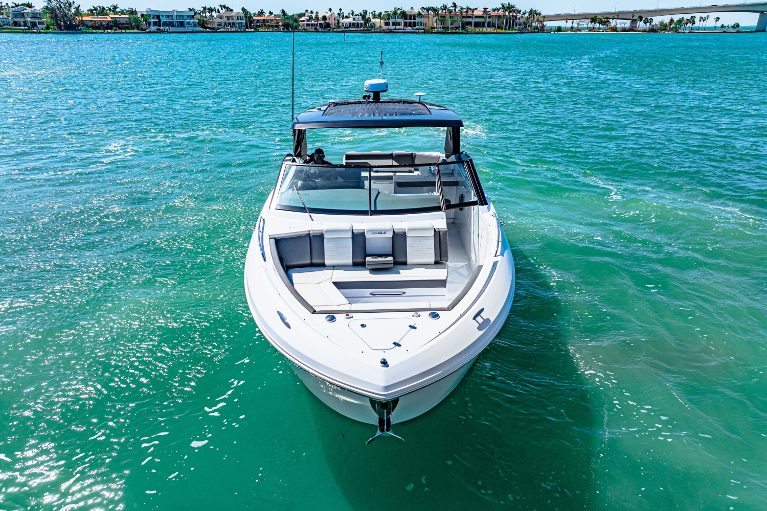 2024 Cruisers Yachts 38 GLS Outboard Image Thumbnail #2