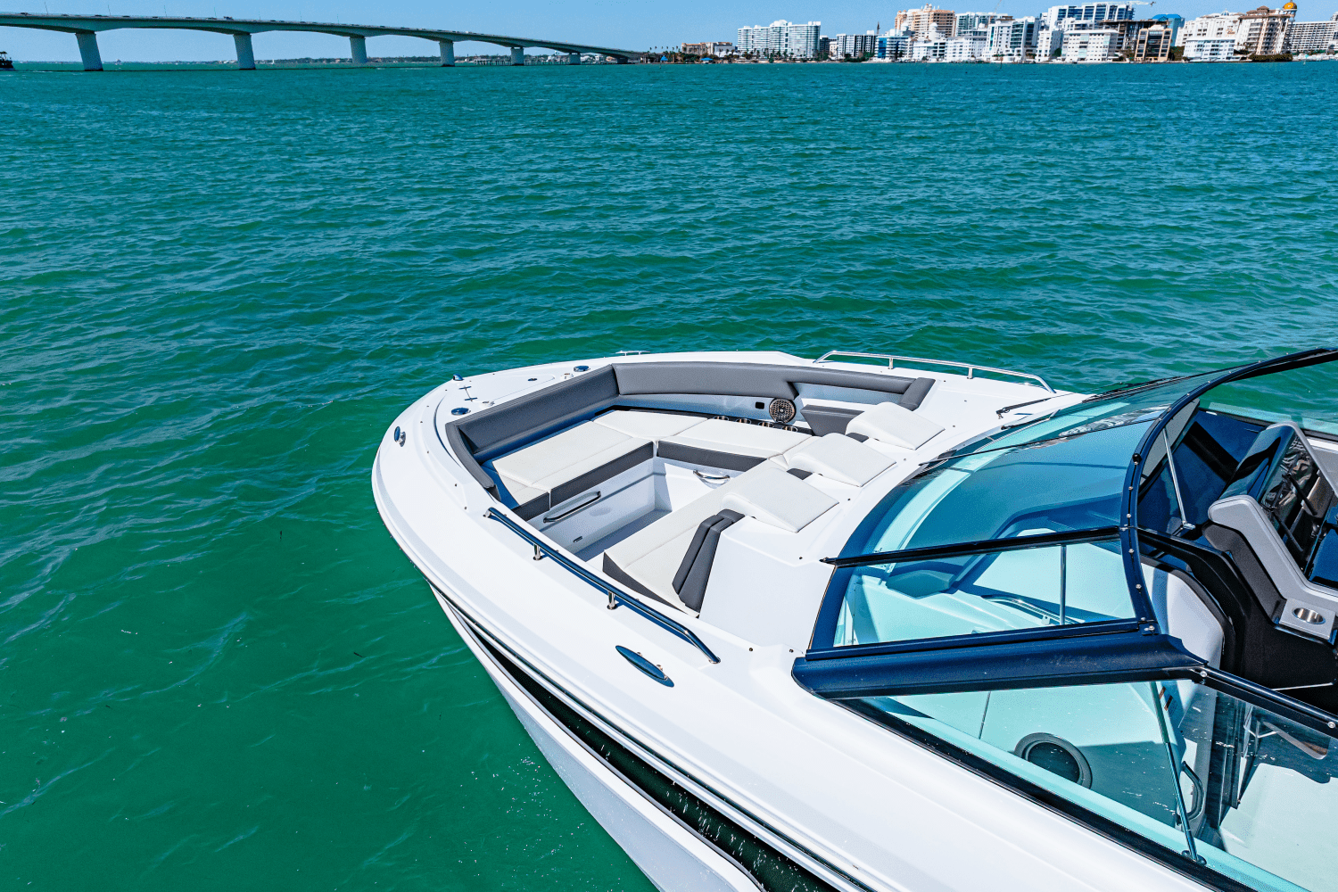 2024 Cruisers Yachts 38 GLS Outboard Image Thumbnail #38