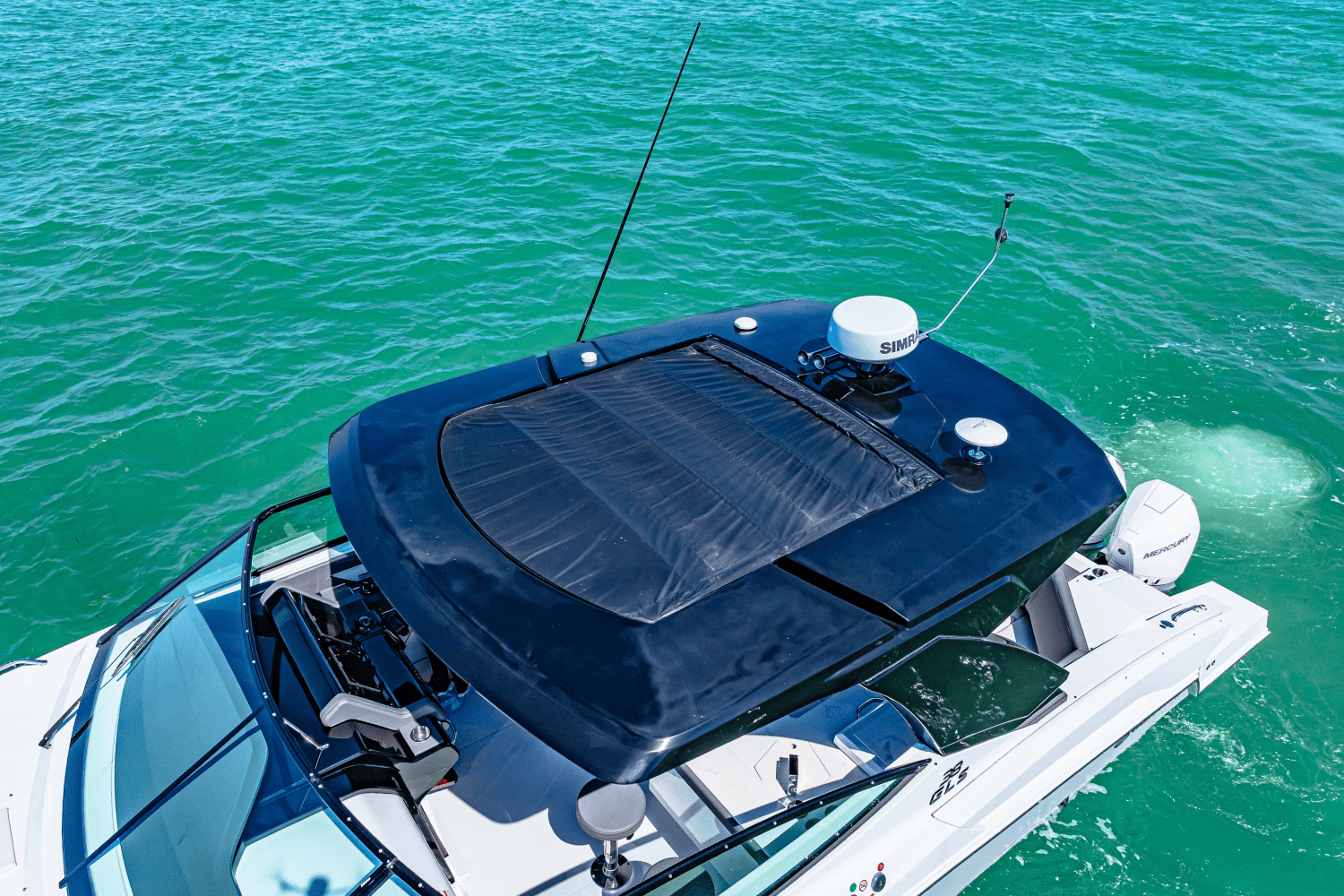 2024 Cruisers Yachts 38 GLS Outboard Image Thumbnail #41