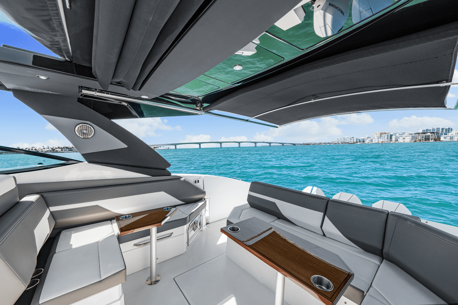 2024 Cruisers Yachts 38 GLS Outboard Image Thumbnail #54