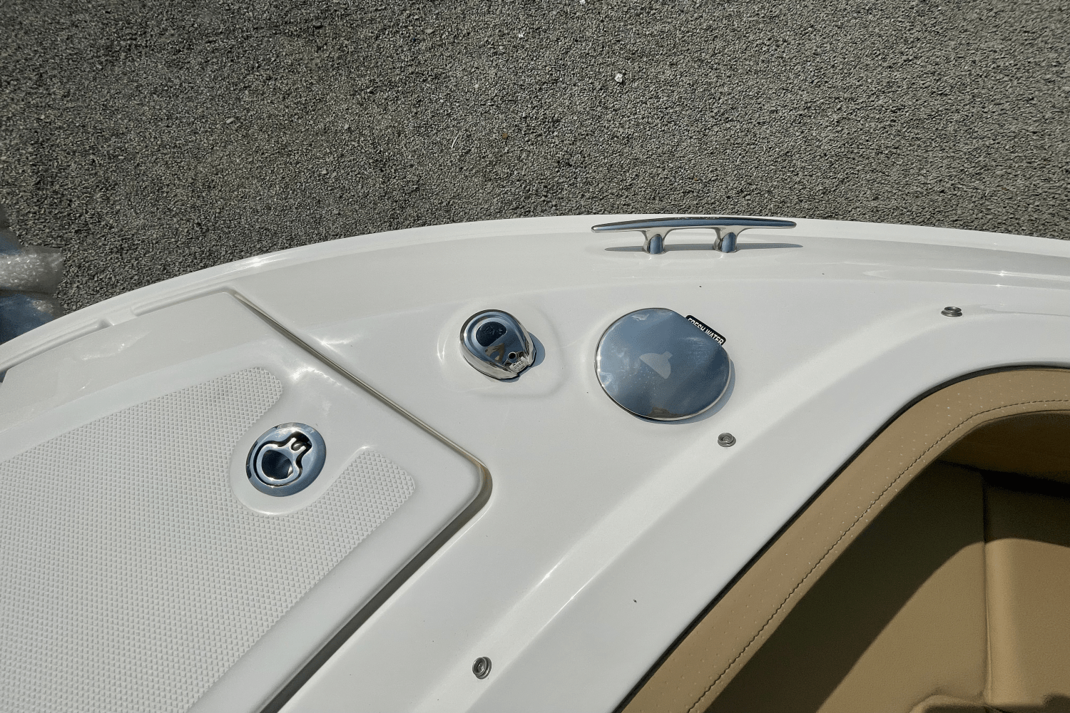 2025 Sea Ray SLX 310 Outboard Image Thumbnail #37