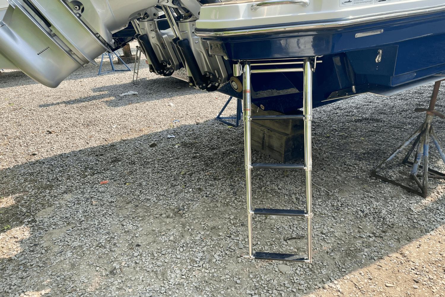 2025 Sea Ray SLX 310 Outboard Image Thumbnail #2