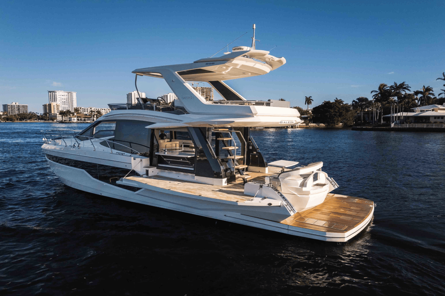 2023 Galeon 500 FLY Image Thumbnail #11