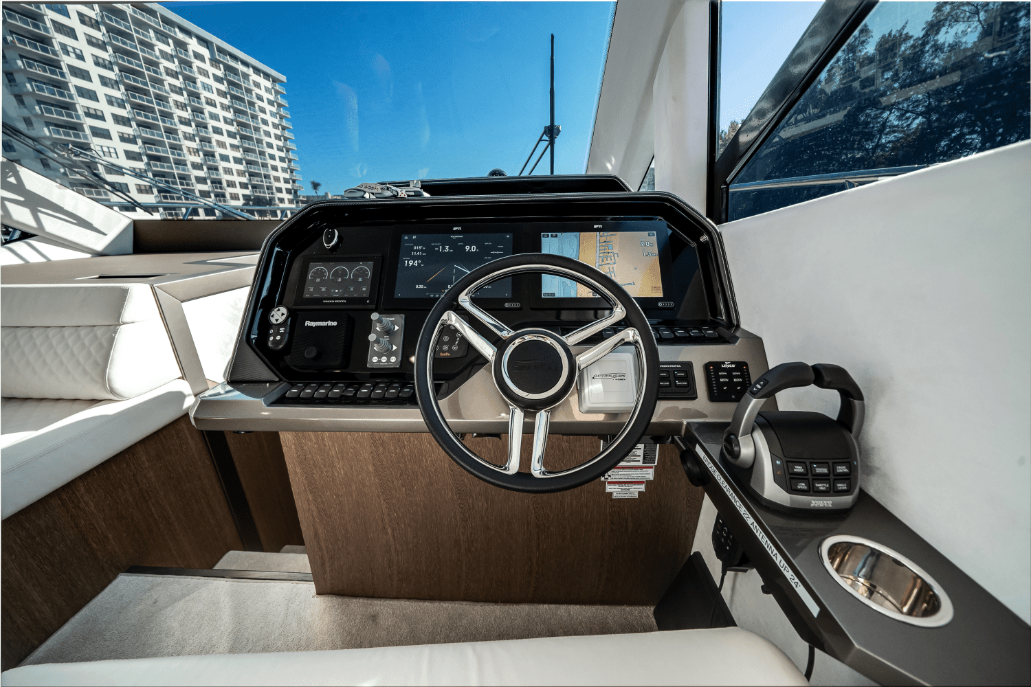 2023 Galeon 500 FLY Image Thumbnail #25