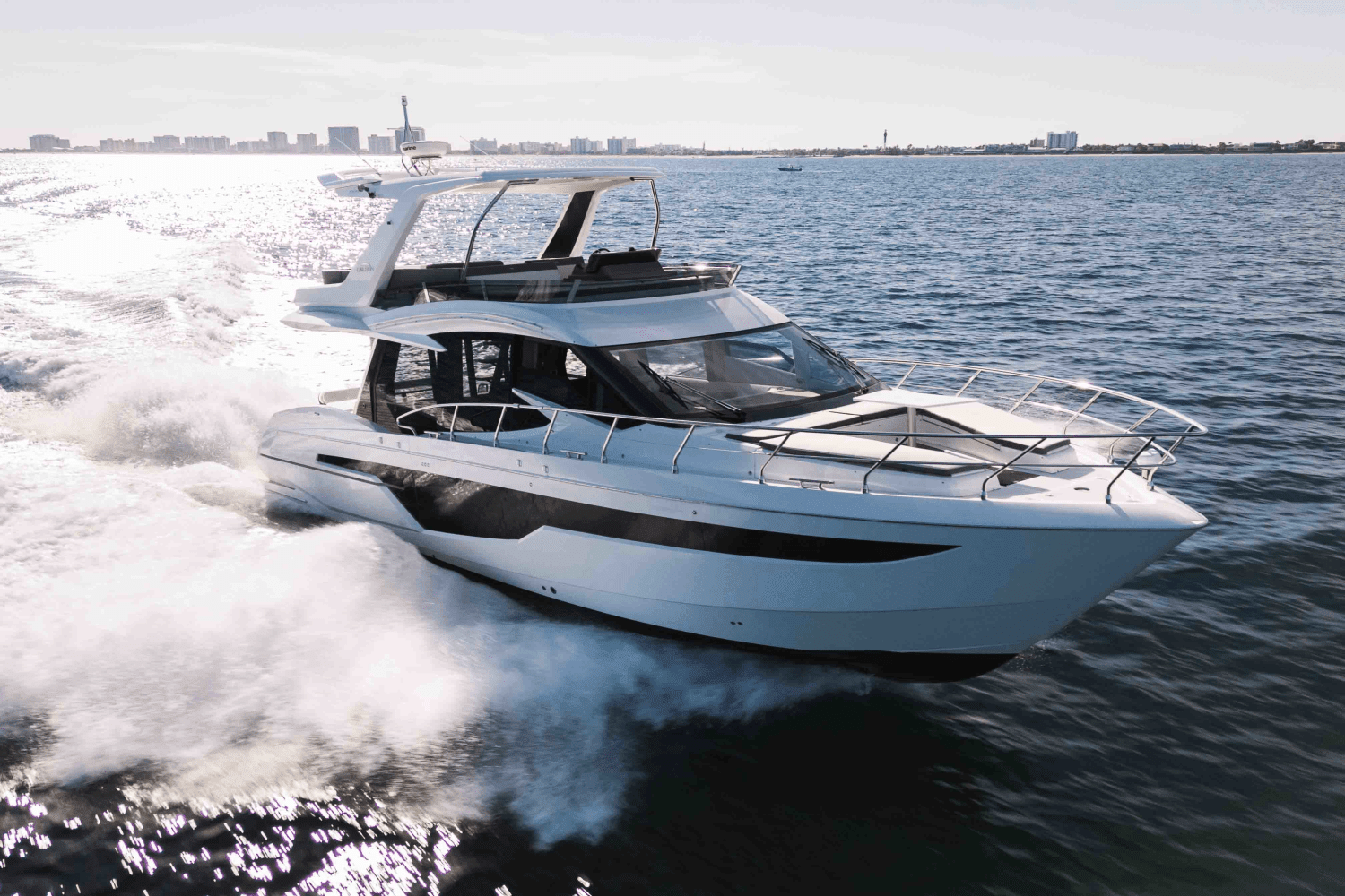 2023 Galeon 500 FLY Image Thumbnail #6