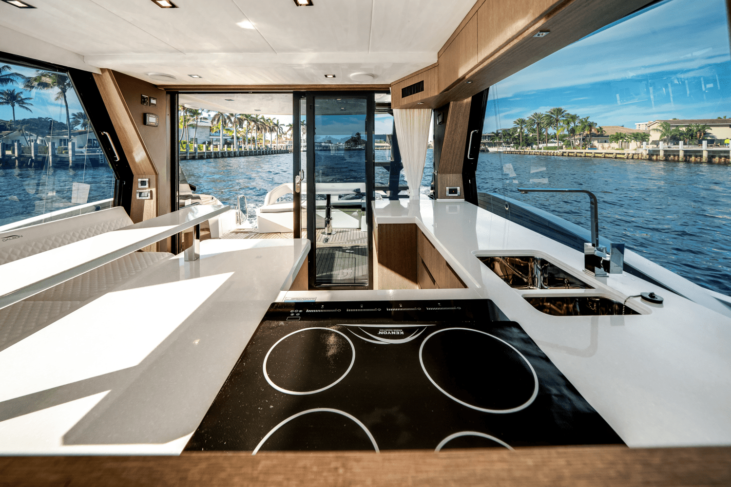 2023 Galeon 500 FLY Image Thumbnail #22