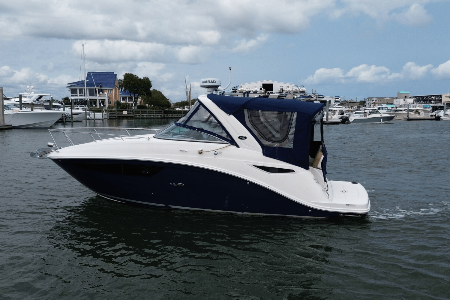 2018 Sea Ray 260 SUNDANCER Image Thumbnail #2