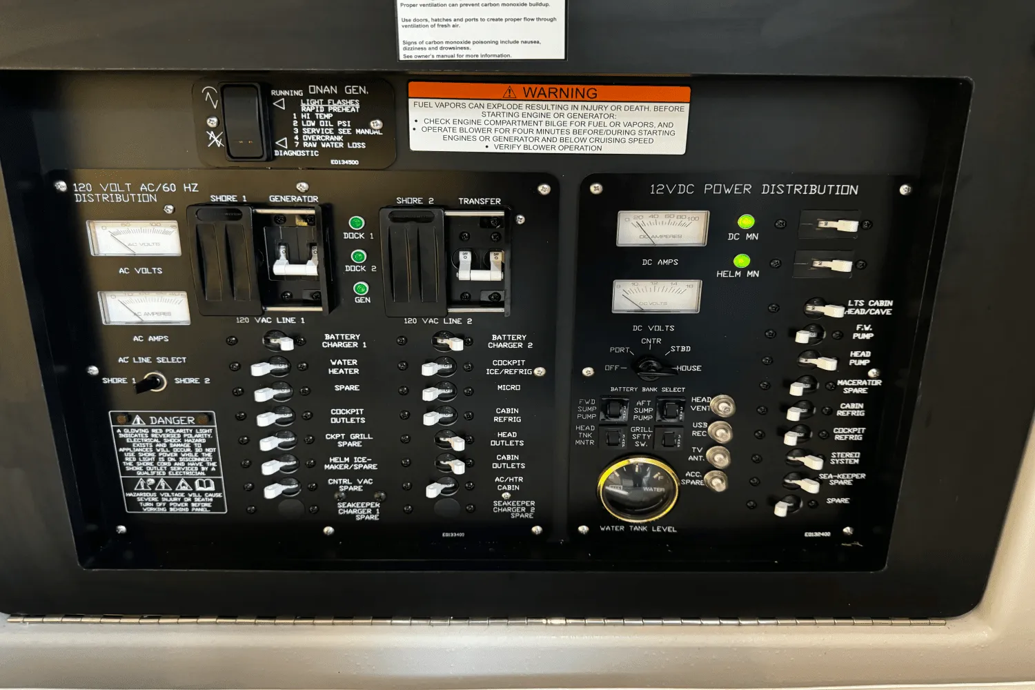 2023 Cruisers Yachts 38 GLS OB Image Thumbnail #34