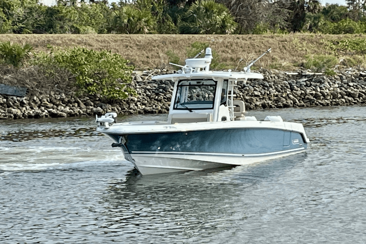 2017 Boston Whaler 330 OUTRAGE Image Thumbnail #2