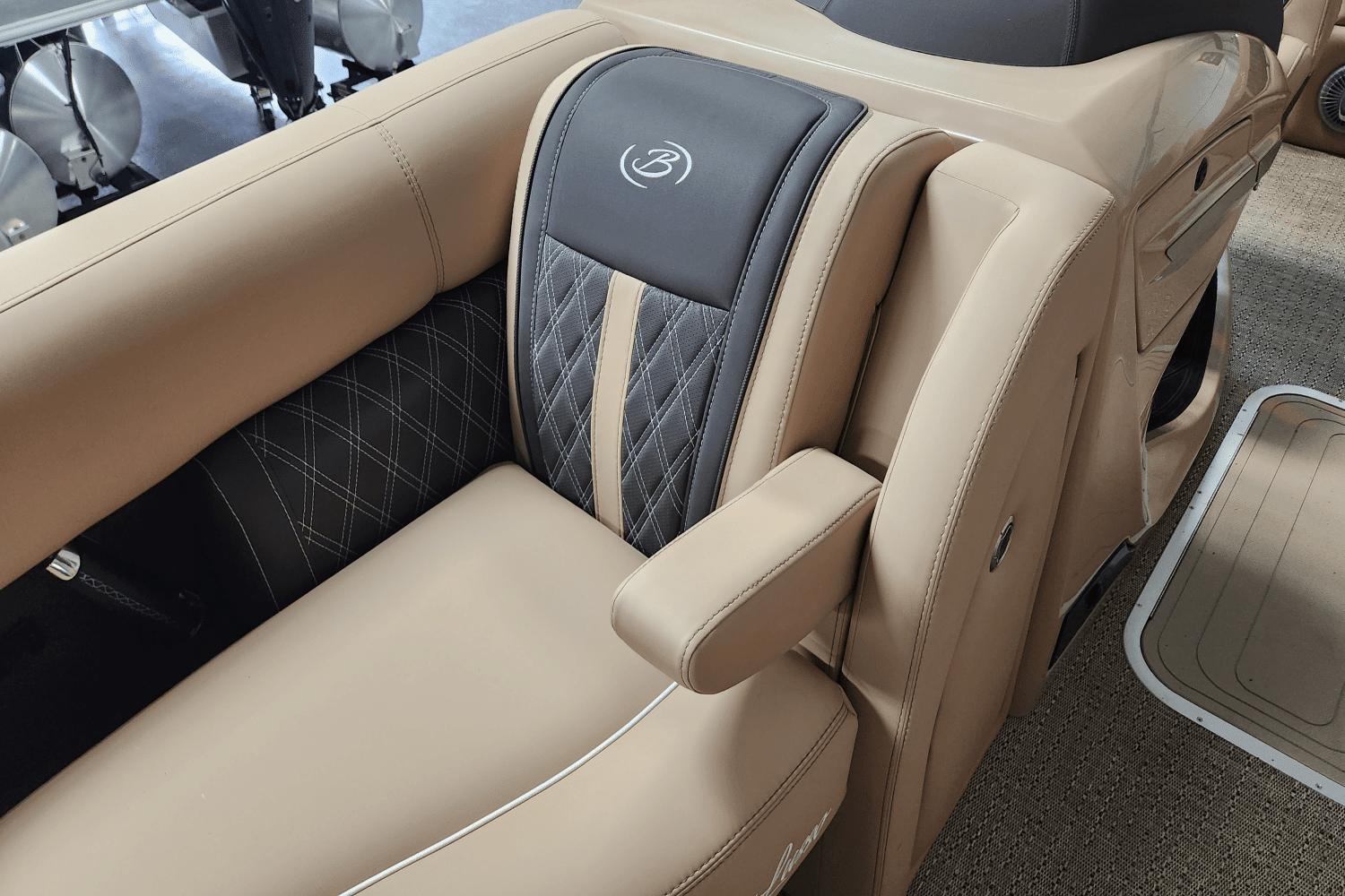2025 Barletta
                                                             Lusso Image Thumbnail #30