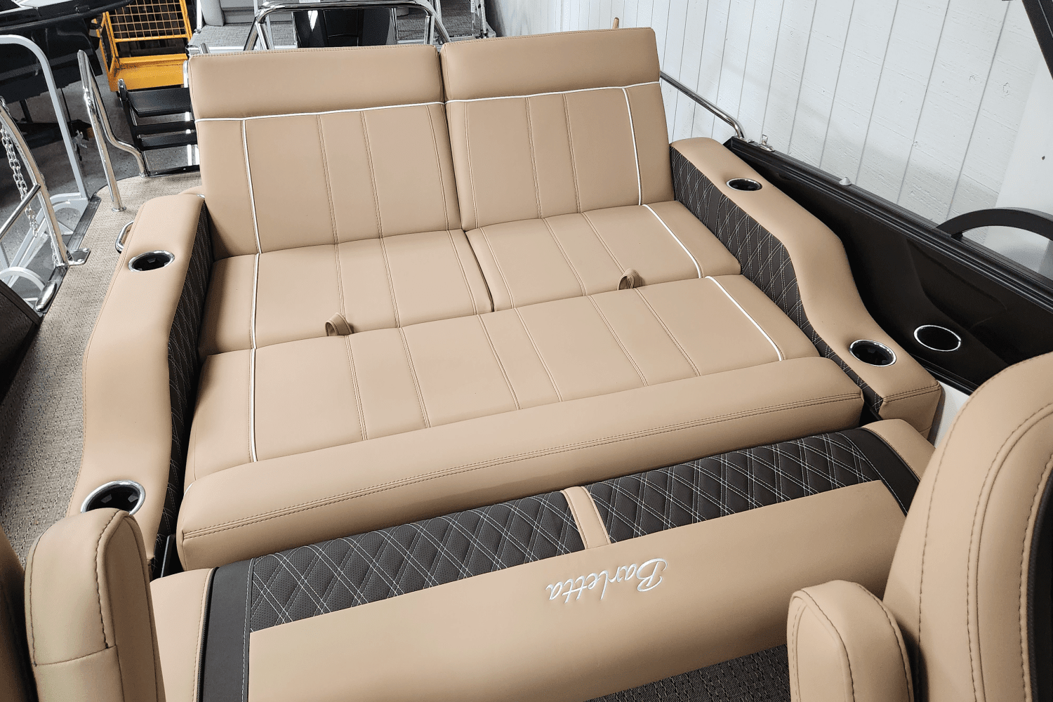 2025 Barletta
                                                             Lusso Image Thumbnail #40