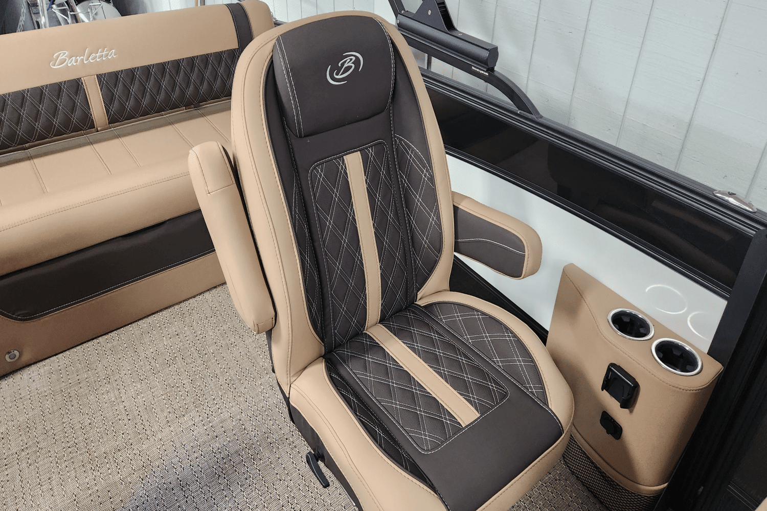 2025 Barletta
                                                             Lusso Image Thumbnail #9