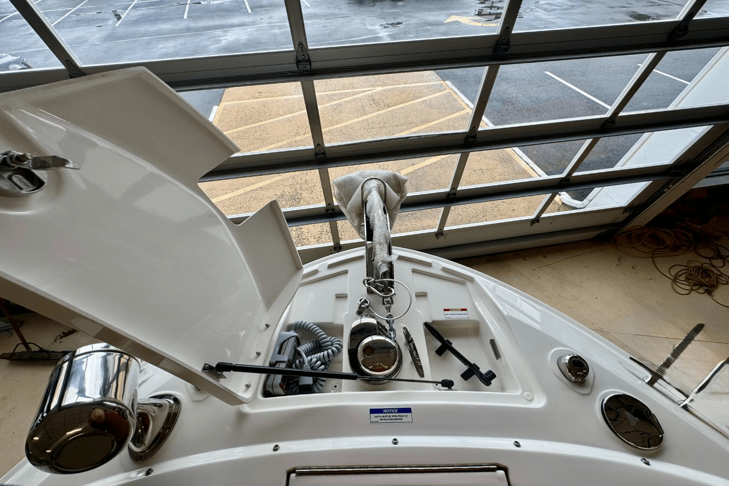 2025 Sea Ray SLX 310 Outboard Image Thumbnail #38