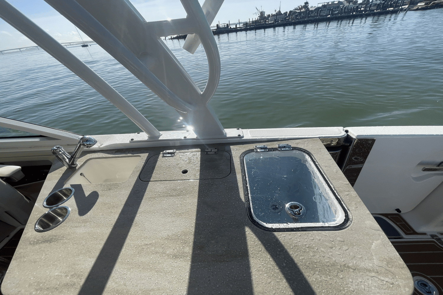 2022 Boston Whaler 320 VANTAGE Image Thumbnail #14