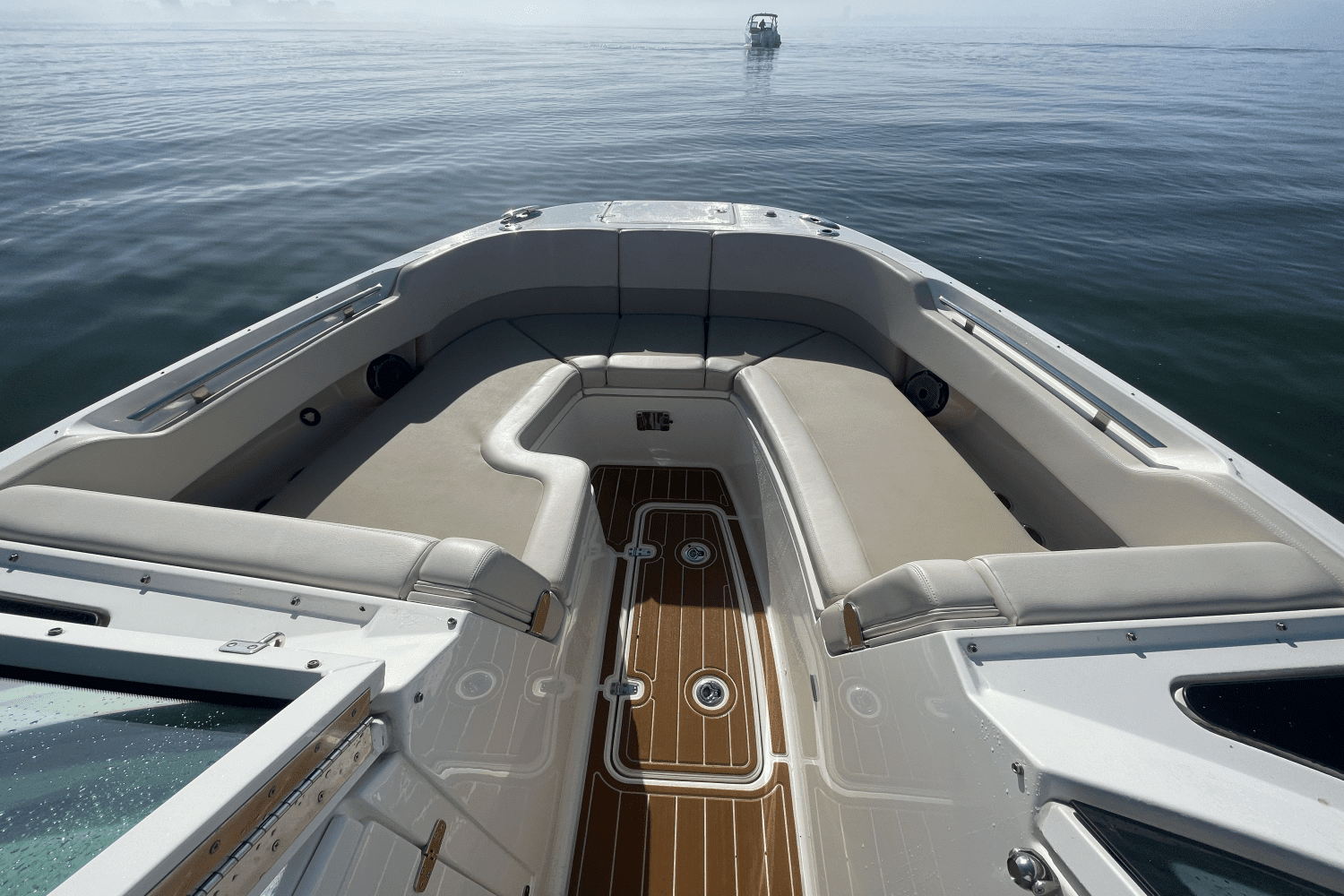 2022 Boston Whaler 320 VANTAGE Image Thumbnail #11