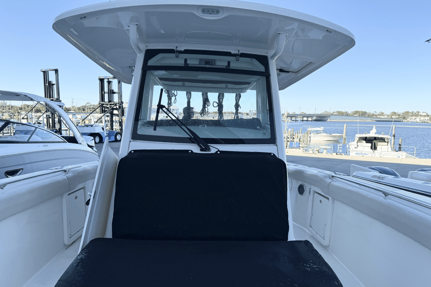 2017 Boston Whaler 33 OUTRAGE Image Thumbnail #21