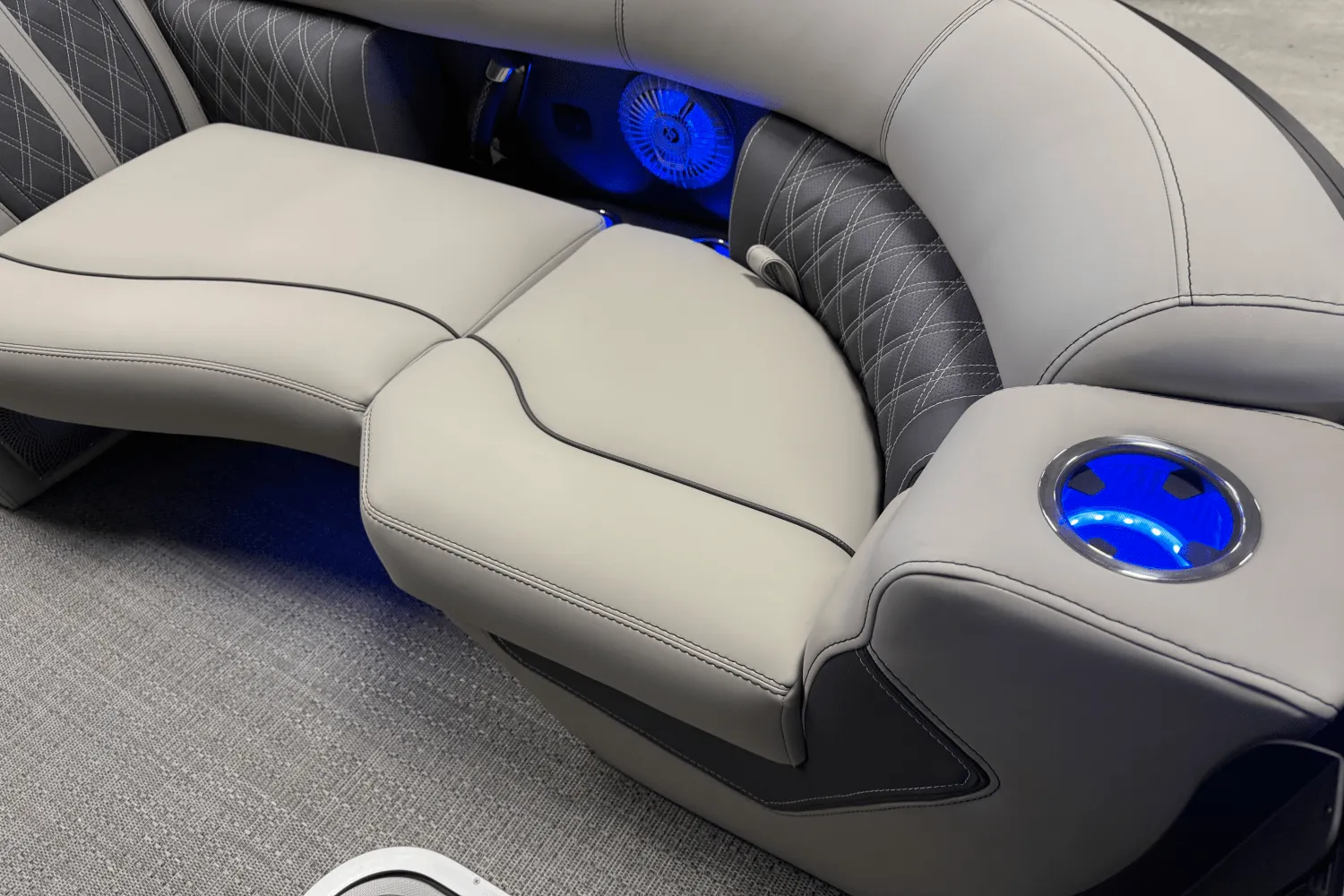2025 Barletta Lusso Image Thumbnail #89