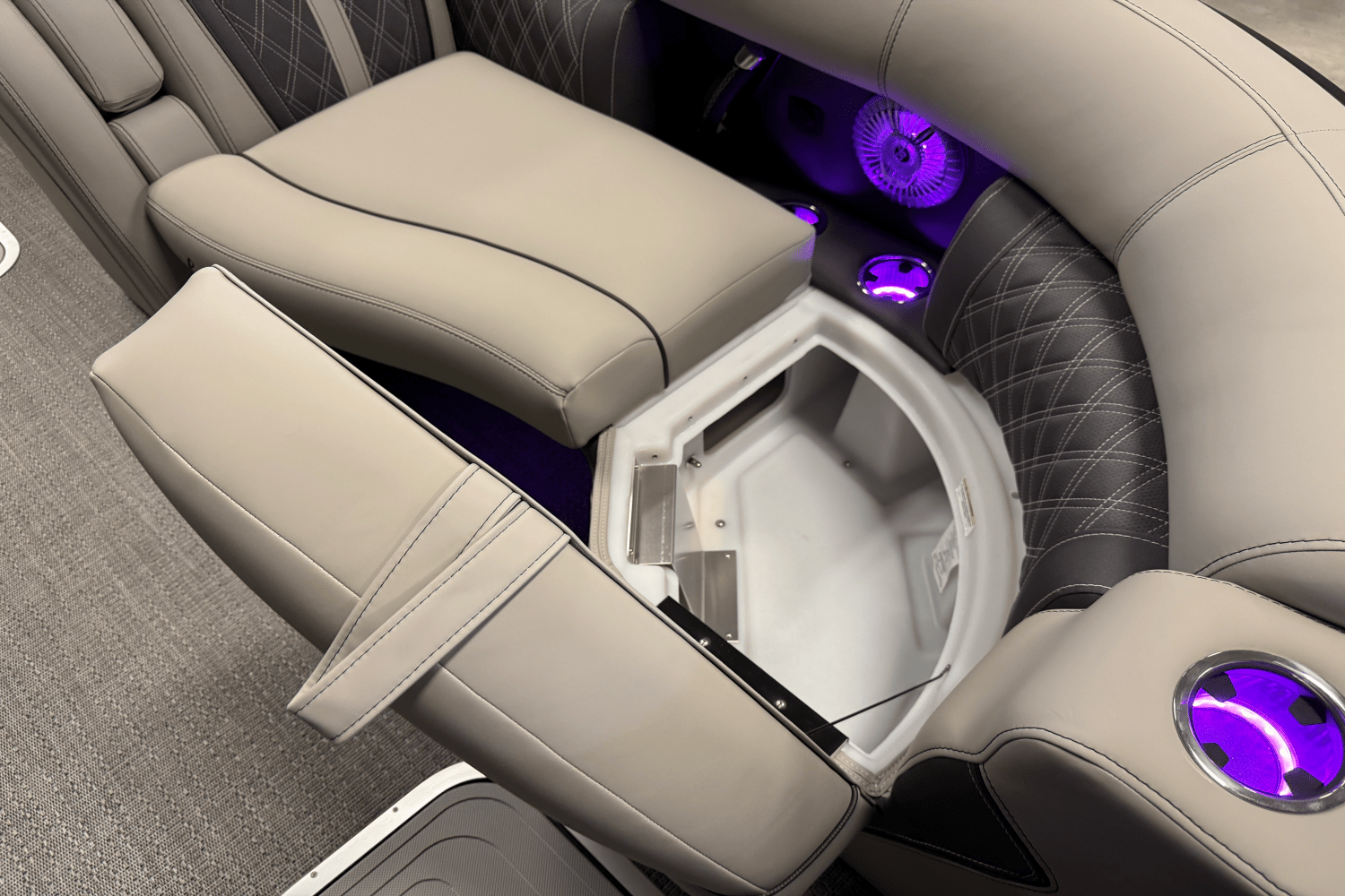 2025 Barletta Lusso Image Thumbnail #90