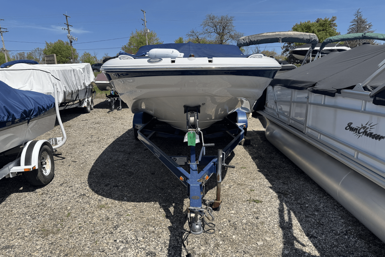 2009 Crownline
                                                             220EX Image Thumbnail #3