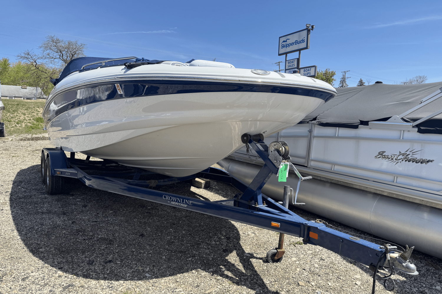 2009 Crownline
                                                             220EX Image Thumbnail #2