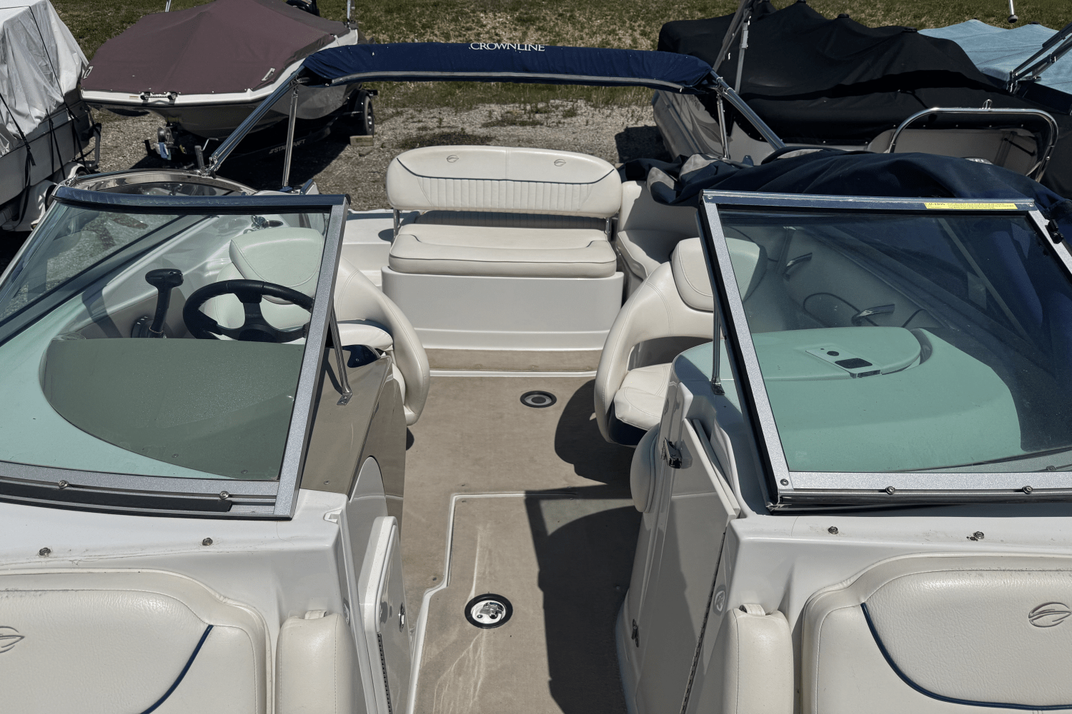 2009 Crownline
                                                             220EX Image Thumbnail #11