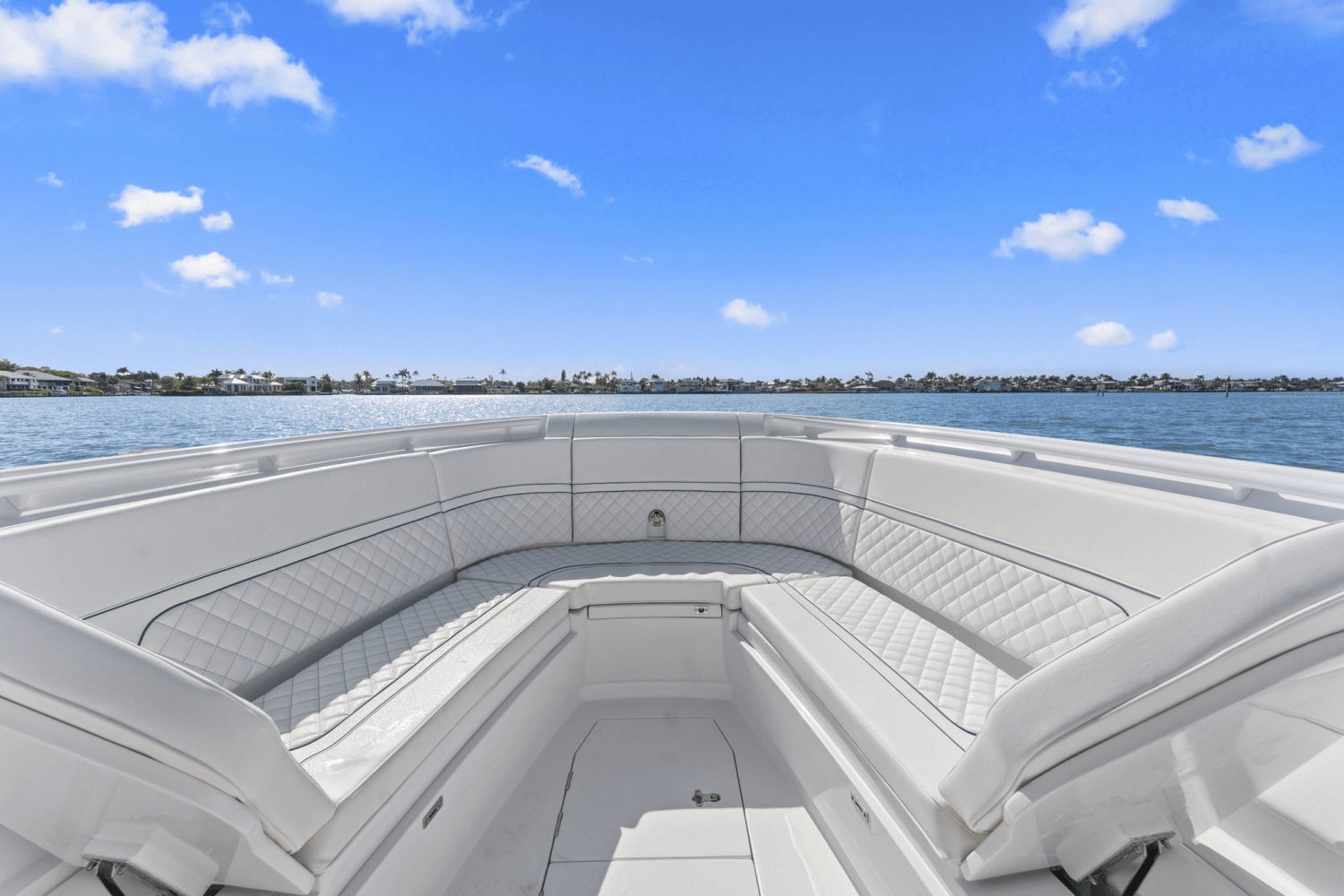 2025 Intrepid 345 NOMAD SE Image Thumbnail #18