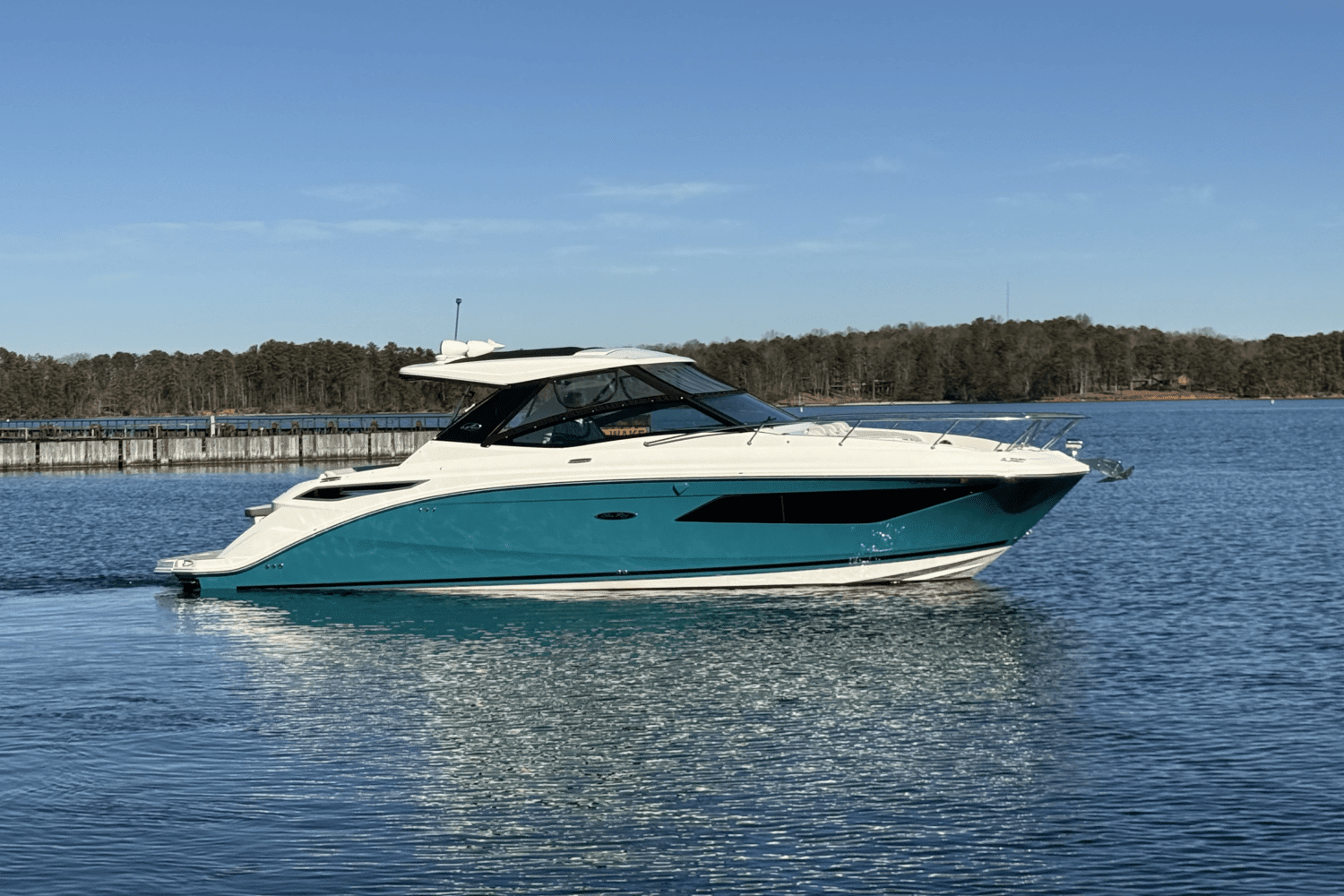 2021 Sea Ray 320 SUNDANCER Image Thumbnail #1