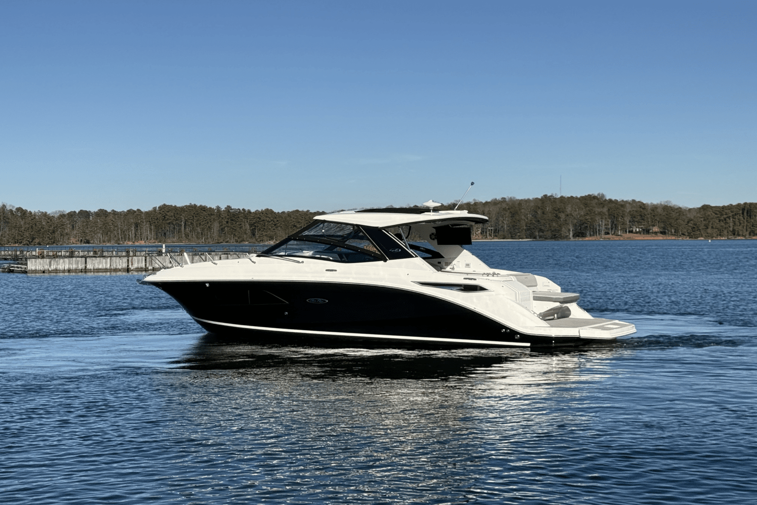 2023 Sea Ray 320 SUNDANCER Image Thumbnail #11