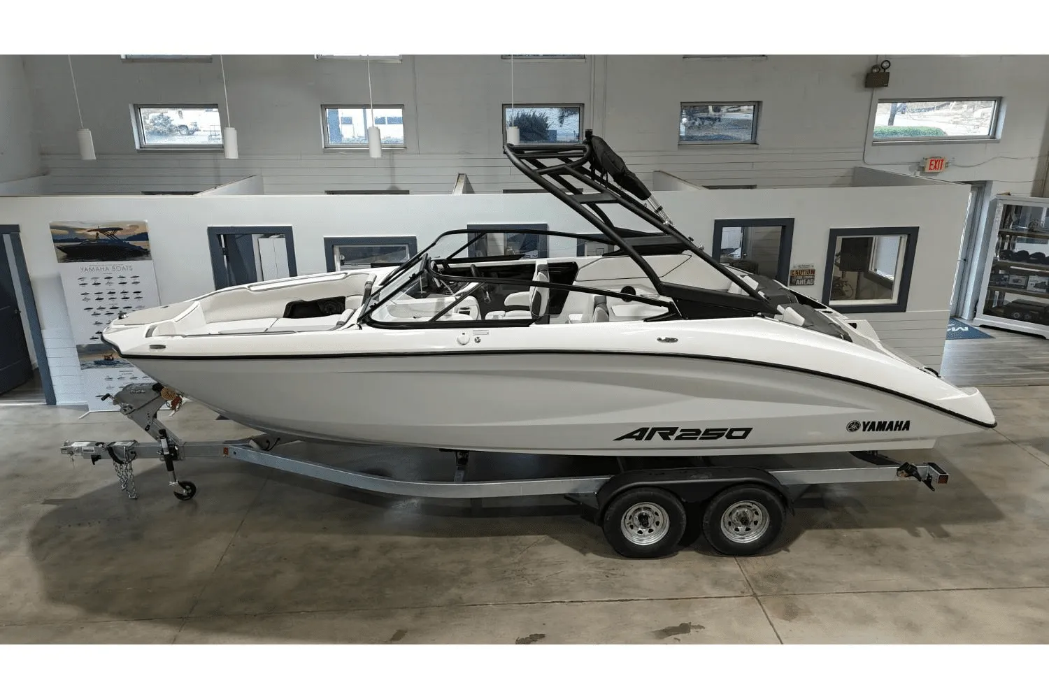 2025 Yamaha AR250