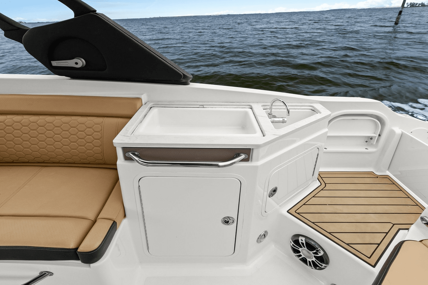 2022 Sea Ray 290 SDX OUTBOARD Image Thumbnail #24