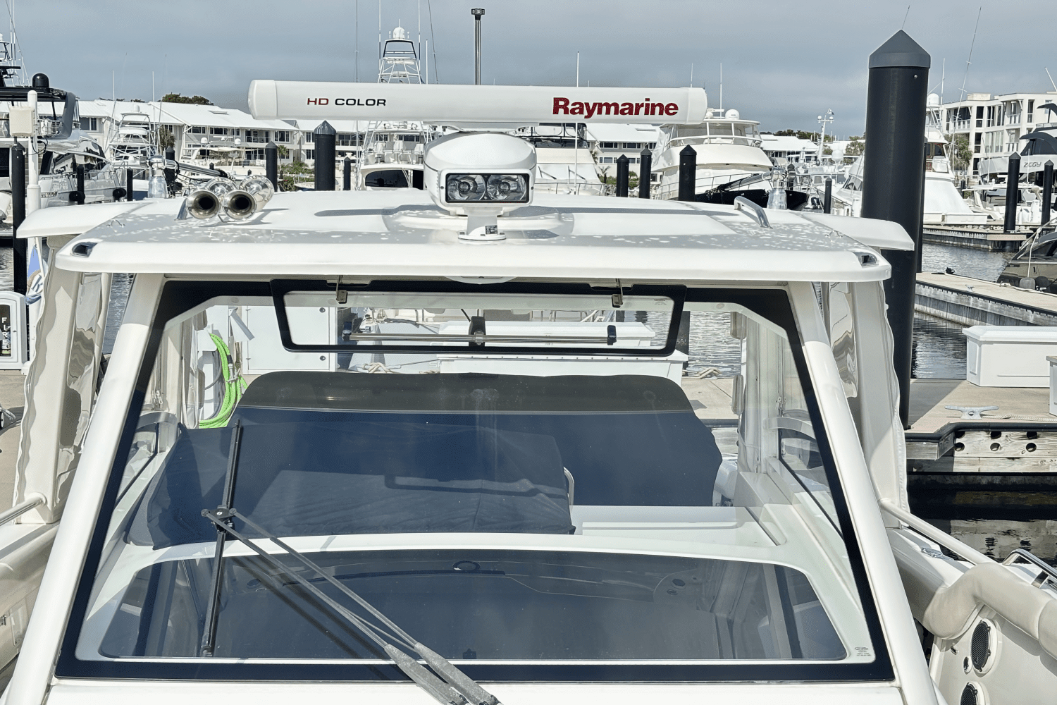 2018 Boston Whaler 420 OUTRAGE Image Thumbnail #19