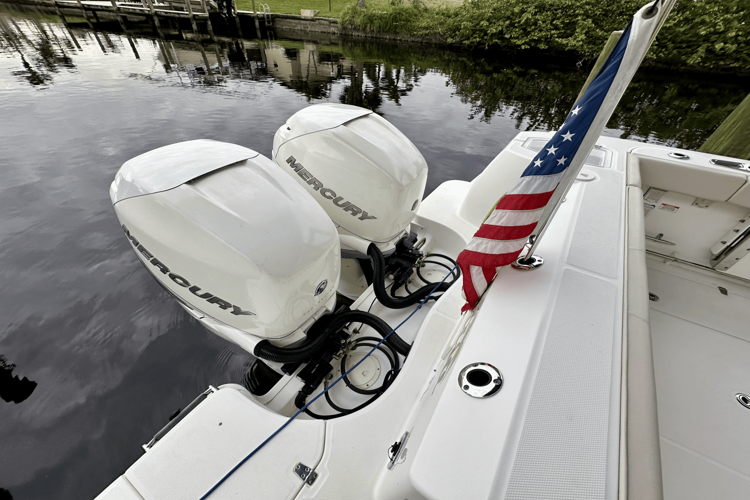 2018 Boston Whaler 315 CONQUEST Image Thumbnail #11