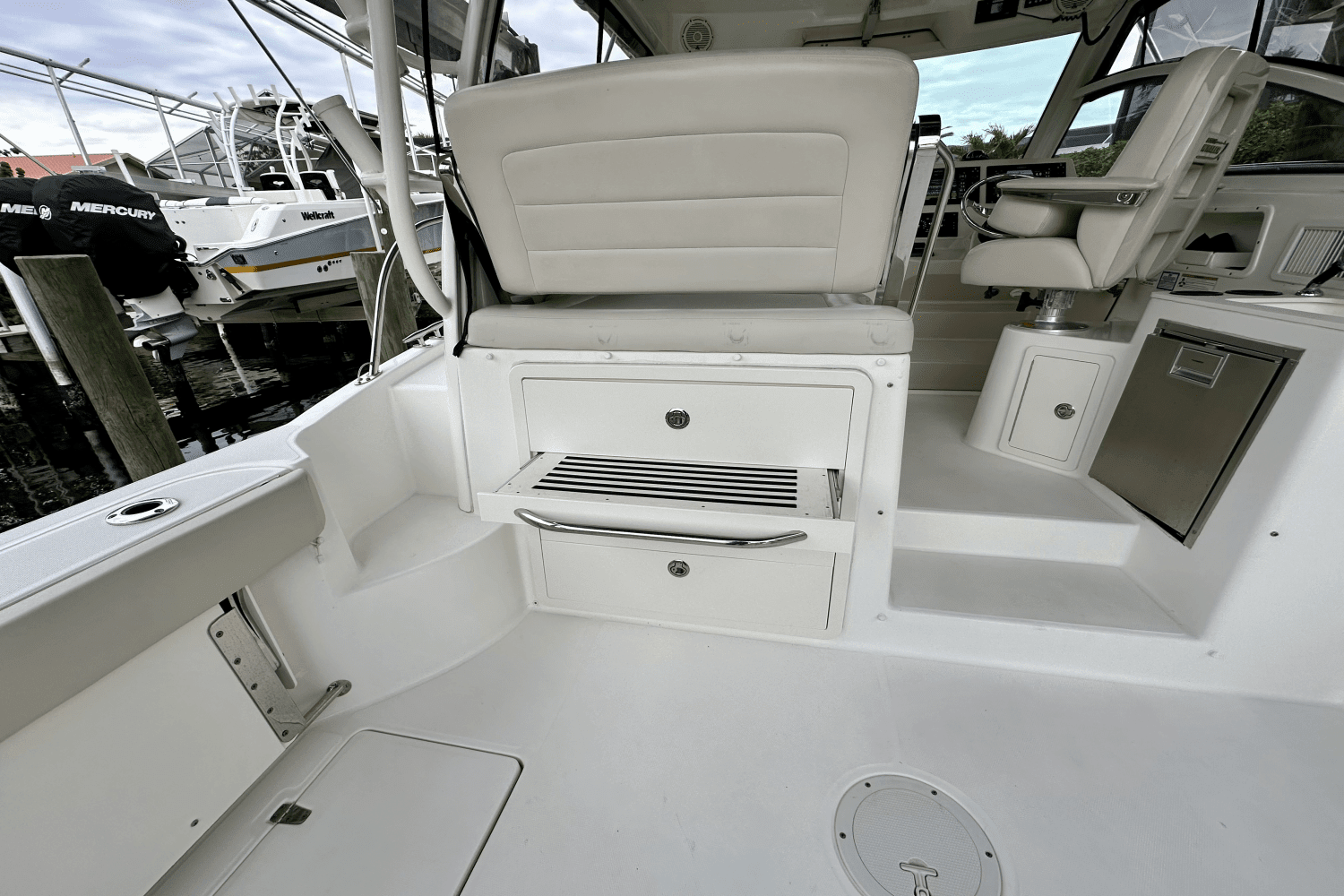 2018 Boston Whaler 315 CONQUEST Image Thumbnail #26